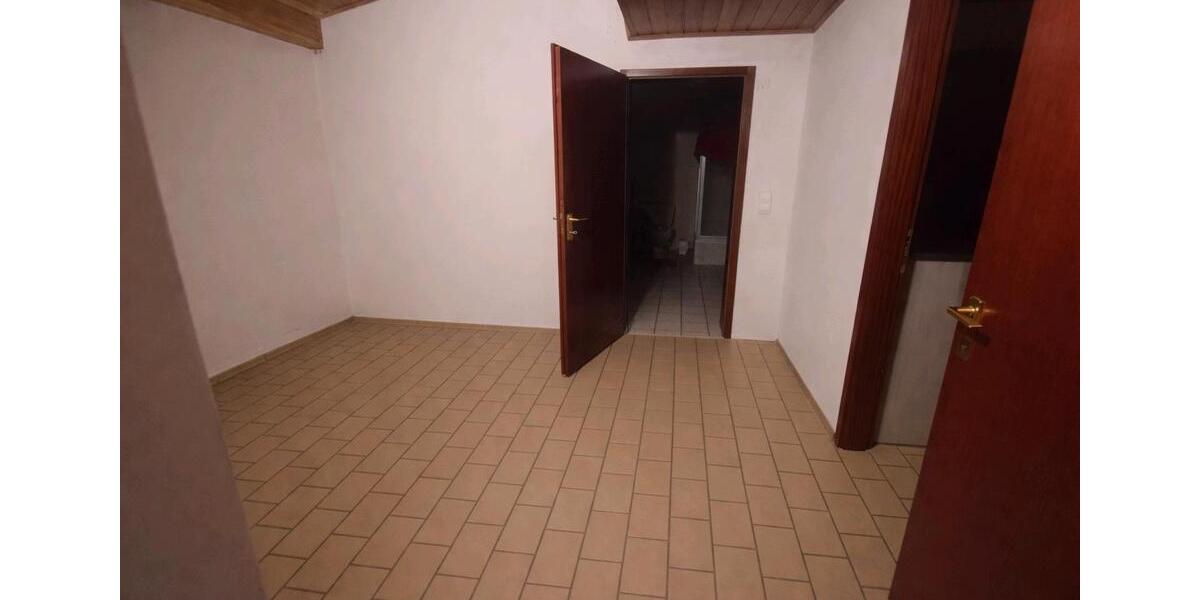 Dachgeschoßwohnung Wolfsburg Almke - 2 Zimmer, 75 m&sup2;, 500&euro; | Angebot:24652440