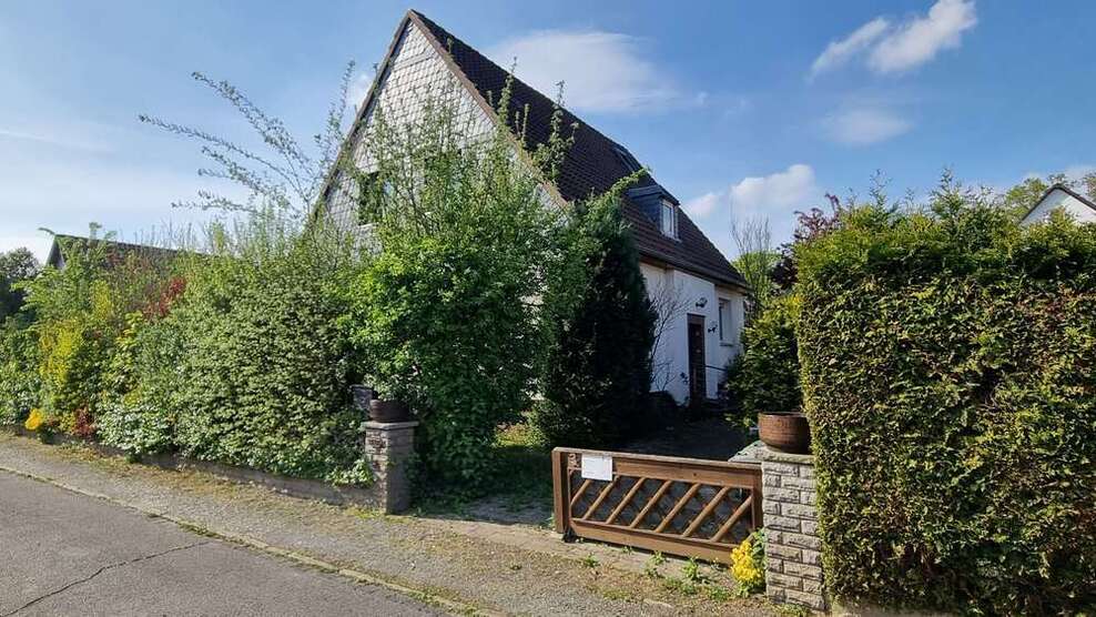 Haus zum Kaufen in Wolfsburg 275.000 € 160 m²