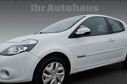 Renault Clio 124.784 km 3.999 € Braunschweig 38120