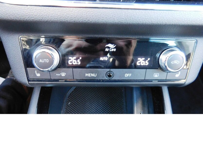 Skoda Kamiq 1.0 Tour Ambition DSG 7-Gang Navi Klima 34.100 km 19.990 € Vordorf 38533