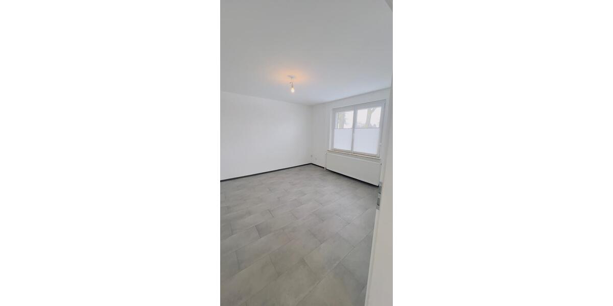 Etagenwohnung Edemissen - 4 Zimmer, 115 m&sup2;, 1.300&euro; | Angebot:24743448