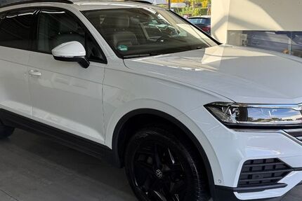 VW Touareg 50.000 km 49.990 &euro; Braunschweig 38116
