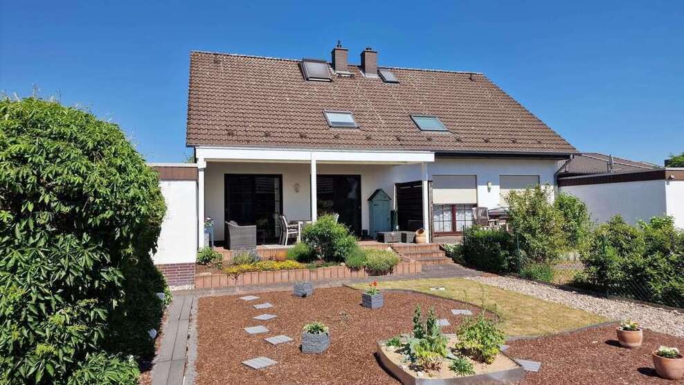 Haus zum Kaufen in Sassenburg 329.000 € 120 m²