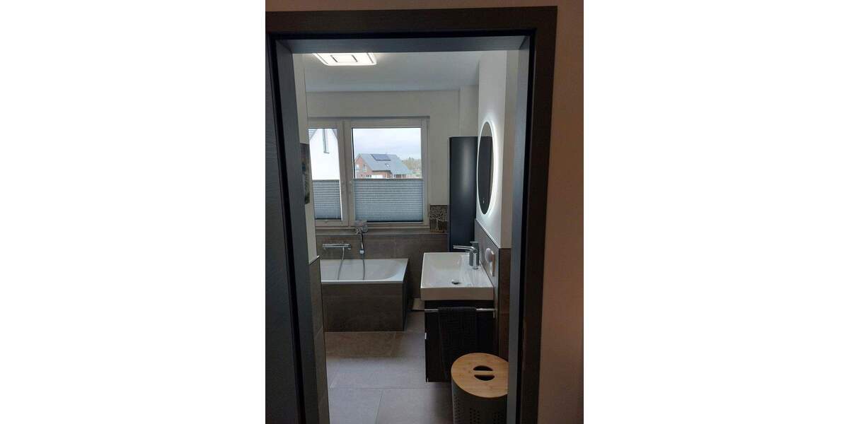 Etagenwohnung Sickte Niedersickte - 3 Zimmer, 93 m&sup2;, 385.000&euro; | Angebot:25735205