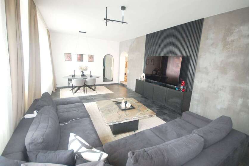 Haus zum Kaufen in Braunschweig 650.000 € 194 m² 7 zimmer