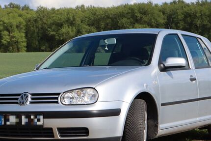 VW Golf 170.000 km 2.250 &euro; Meine 38527