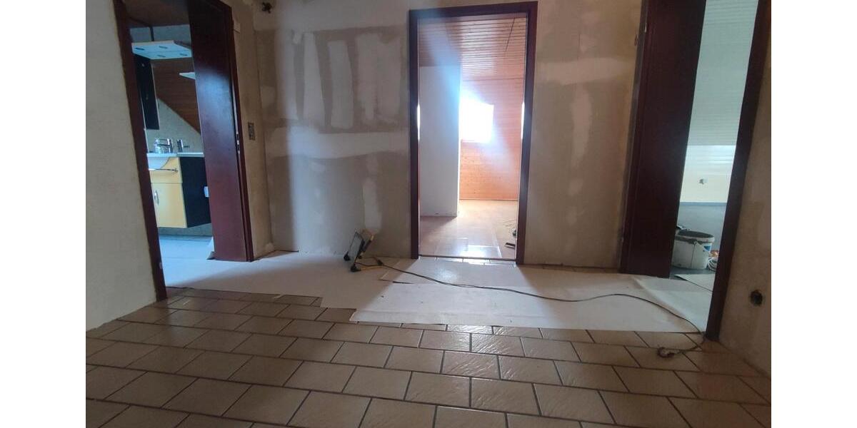 Dachgeschoßwohnung Wolfsburg Almke - 2 Zimmer, 75 m&sup2;, 500&euro; | Angebot:24652440