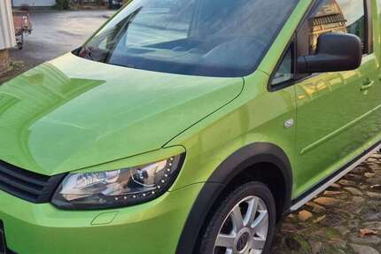 VW Caddy 167.000 km 15.990 &euro; Braunschweig 38112
