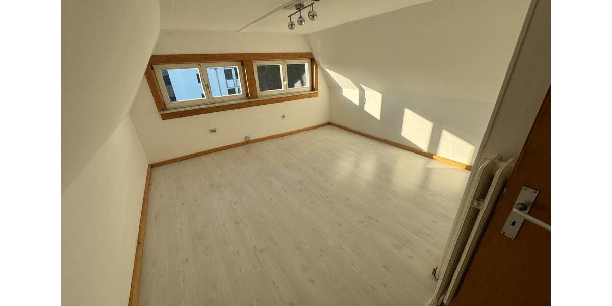 Dachgeschoßwohnung Wolfsburg Ehmen - 2 Zimmer, 40 m&sup2;, 520&euro; | Angebot:26552098