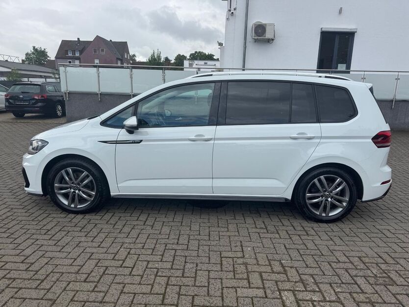 VW Touran 180.695 km 14.999 € Salzgitter-Lebenstedt 38226