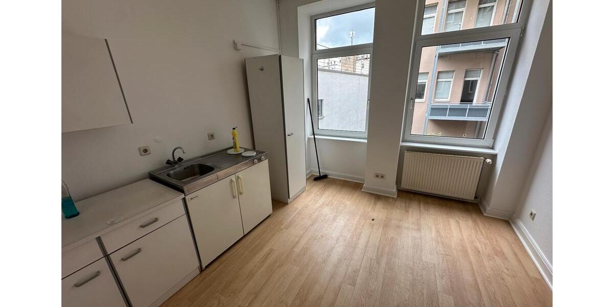 Etagenwohnung Braunschweig - 5 Zimmer, 126 m&sup2;, 1.150&euro; | Angebot:26561236