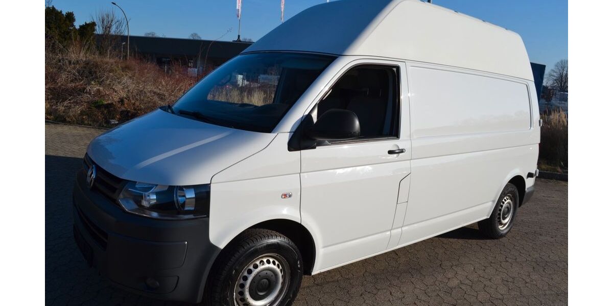 VW T5 Transporter 182.000 km 12.999 &euro; BRAUNSCHWEIG 38122