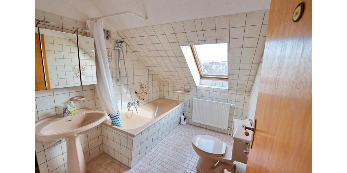 Etagenwohnung Wolfenbüttel Ahlum - 3 Zimmer, 94 m&sup2;, 895&euro; | Angebot:27594889