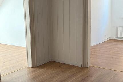 Wohnung Braunschweig Östliches Ringgebiet - 5 Zimmer, 150 m&sup2;, 1.450&euro; | Angebot:25047506