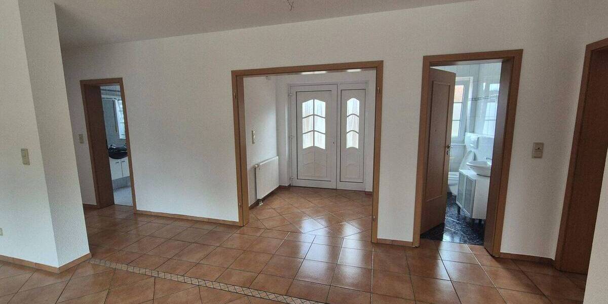 Etagenwohnung Ilsede Gadenstedt - 4 Zimmer, 135 m&sup2;, 1.250&euro; | Angebot:26794380