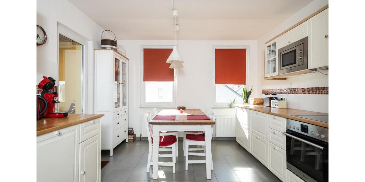 Dachgeschoßwohnung Braunschweig Westliches Ringgebiet - 5 Zimmer, 120 m&sup2;, 380.000&euro; | Angebot:27192024