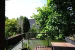 Großzügige Mietwohnung mit Balkon, Gartennutzung und eigener Garage