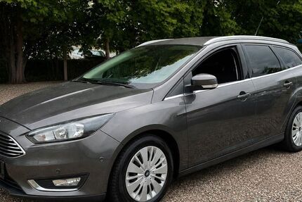Ford Focus 200.000 km 4.990 &euro; Sassenburg 38524