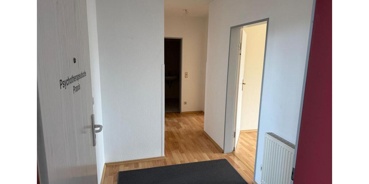 Etagenwohnung Braunschweig Broitzem - 3 Zimmer, 80 m&sup2;, 800&euro; | Angebot:26222895