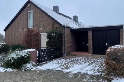 Haus Salzgitter - 5 Zimmer, 180 m&sup2;, 1.550&euro; | Angebot:25637642