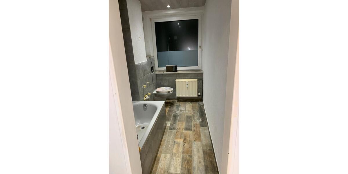 Etagenwohnung Salzgitter - 2 Zimmer, 52 m&sup2;, 65.000&euro; | Angebot:24840956