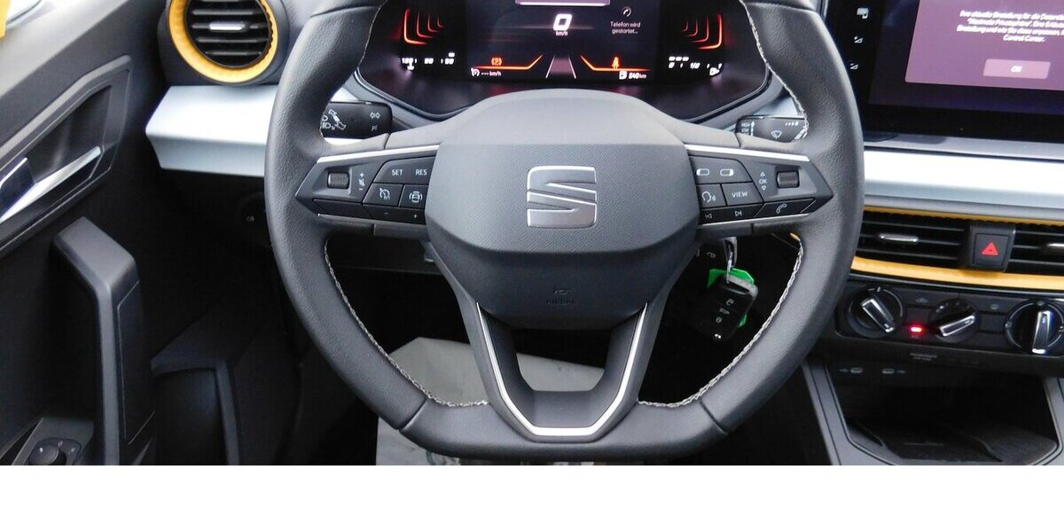 Seat Ibiza 1.0 Style TSI BMT 4Trg Navi Klima 13.700 km 15.690 &euro; Vordorf 38533