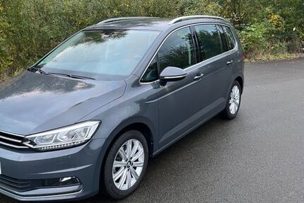 VW Touran 29.500 km 30.500 € Wolfsburg 38448