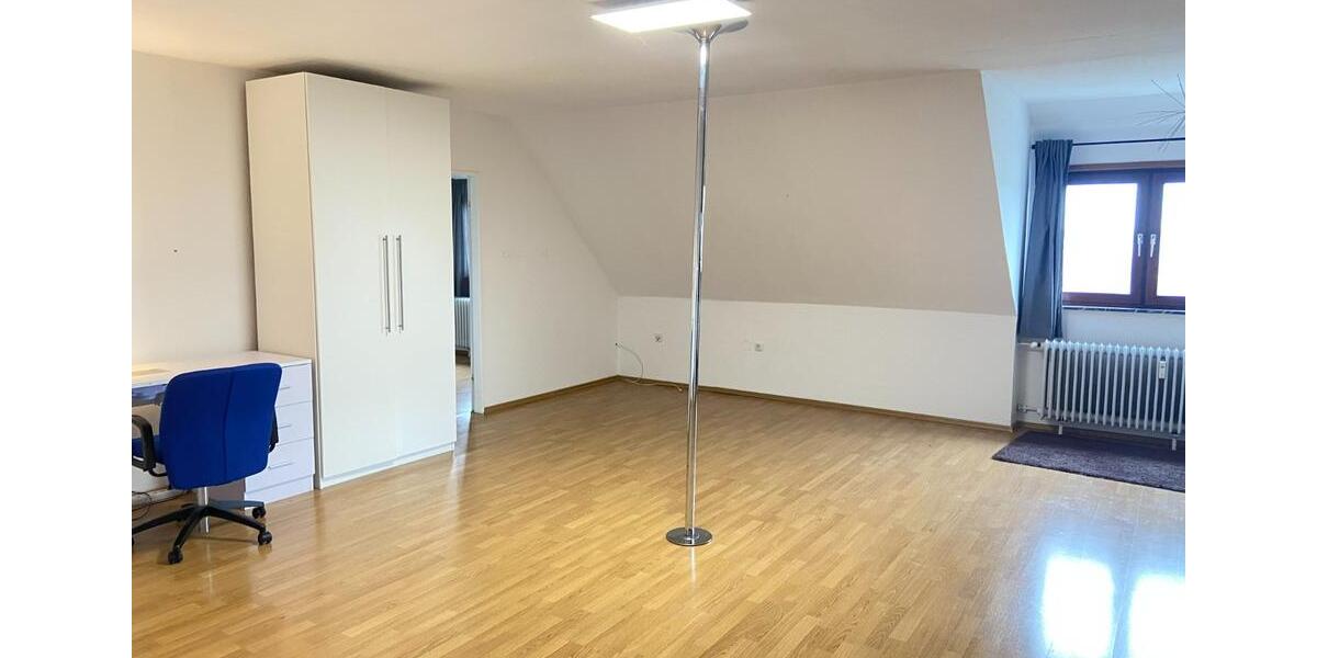 Dachgeschoßwohnung Gifhorn - 2 Zimmer, 80 m&sup2;, 110.000&euro; | Angebot:25944261