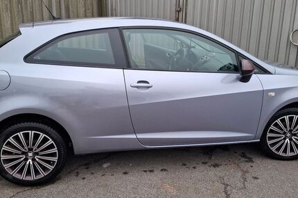 Seat Ibiza 77.500 km 7.100 &euro; Braunschweig 38124