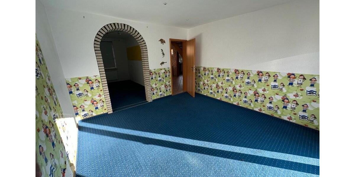 Einfamilienhaus Isenbüttel - 7 Zimmer, 195 m&sup2;, 399.900&euro; | Angebot:24757378