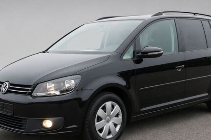 VW Touran 158.500 km 12.490 &euro; Wolfsburg/Vorsfelde 38448