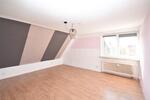 Dachgeschoßwohnung Vechelde - 4 Zimmer, 95 m&sup2;, 400&euro; | Angebot:26631030