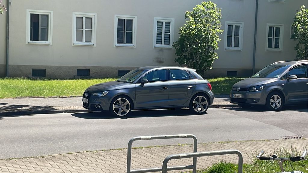 Audi A1 209.000 km 8.500 &euro; Wolfsburg 38440
