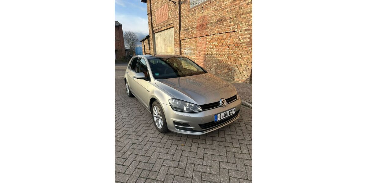 VW Golf 156.000 km 8.499 &euro; Söhlde 31185