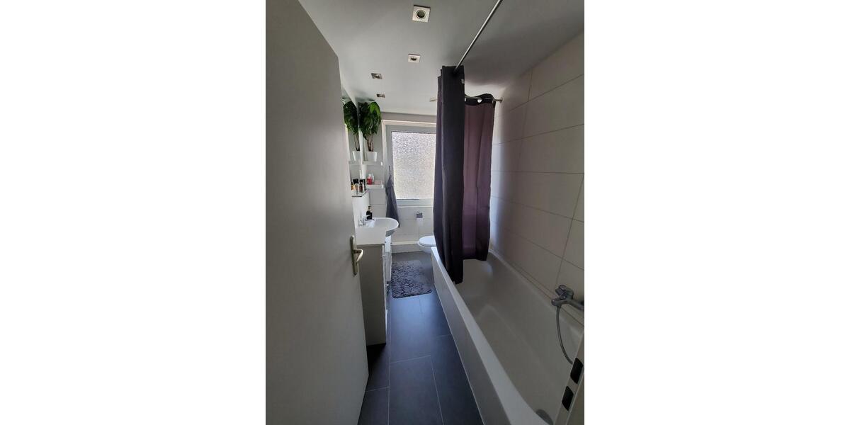 Etagenwohnung Braunschweig Nordstadt - 3 Zimmer, 77 m&sup2;, 930&euro; | Angebot:24866421