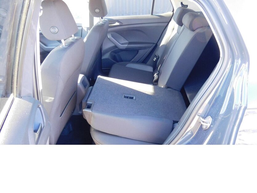 VW T-Cross 1.0 Life Active BMT TSI Radio Klima 14.800 km 16.990 € Vordorf 38533