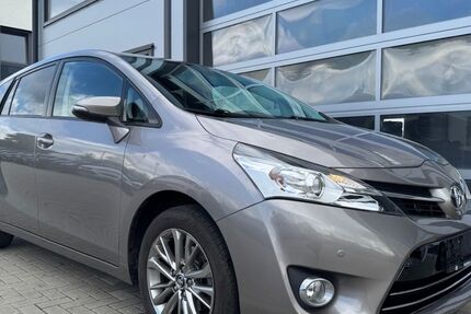 Toyota Verso 97.000 km 9.980 &euro; Lengede OT Broistedt 38268