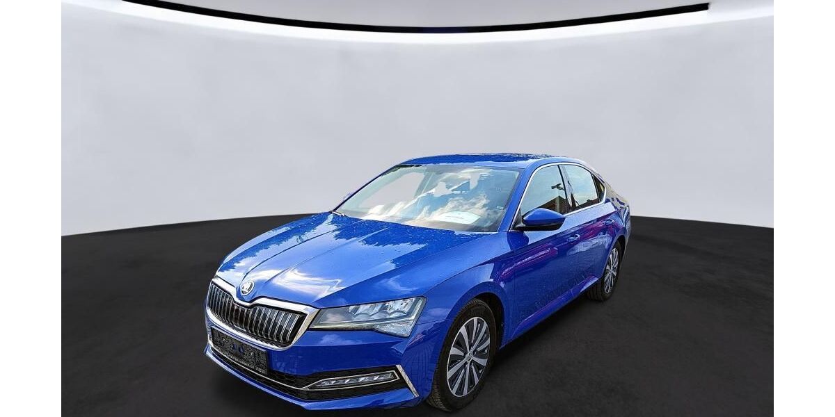 Skoda Superb 127.124 km 18.990 &euro; Braunschweig 38122