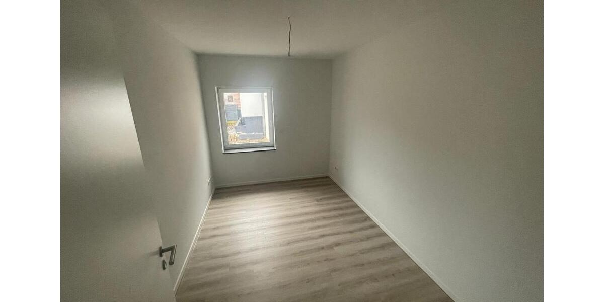 Bungalow Cremlingen - 4 Zimmer, 138 m&sup2;, 1.900&euro; | Angebot:25839914
