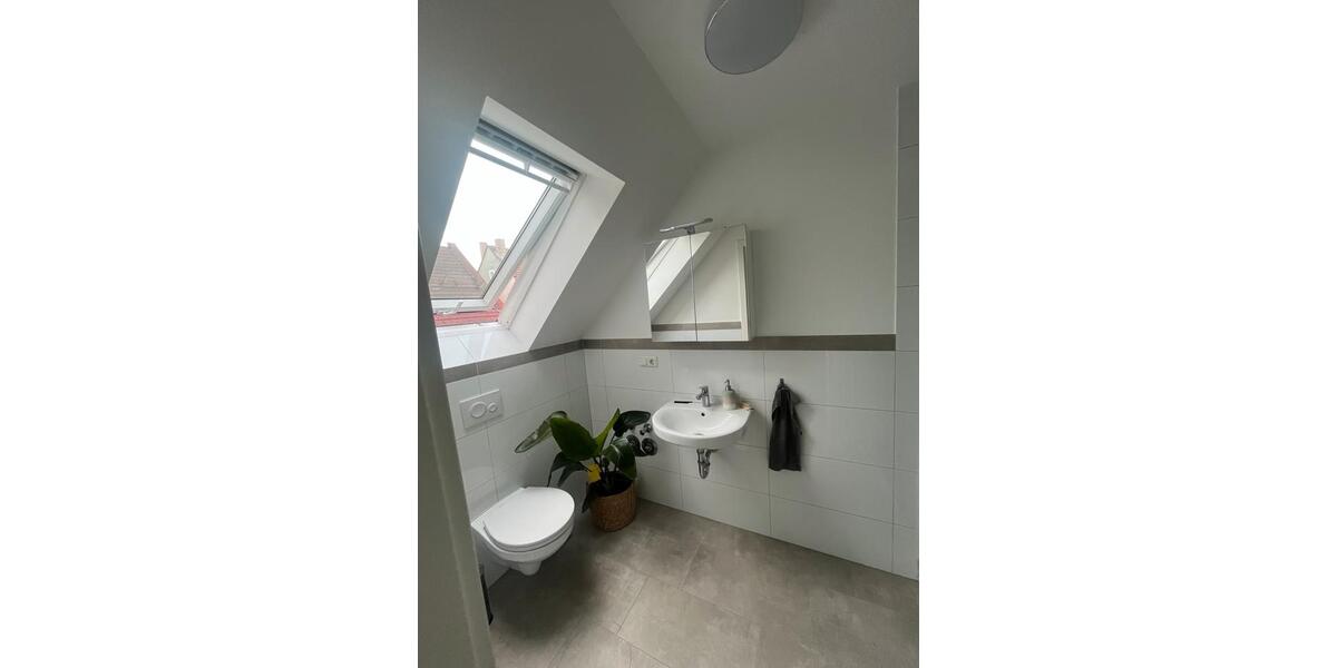 Dachgeschoßwohnung Braunschweig Broitzem - 2 Zimmer, 45 m&sup2;, 820&euro; | Angebot:25012434