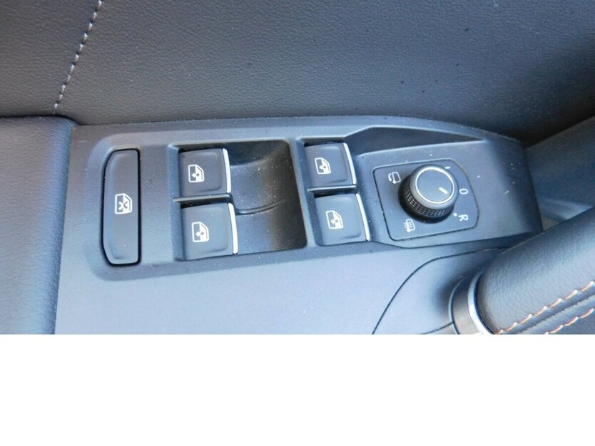 Cupra Formentor 1.5 TSI BMT Klima LED Navi 22.200 km 22.990 € Vordorf 38533