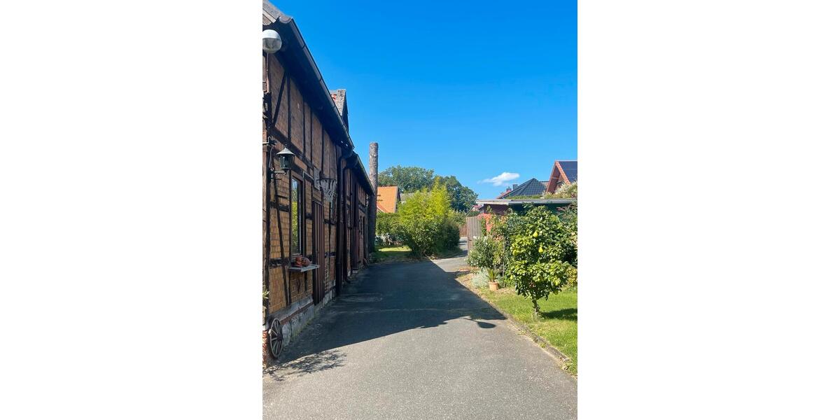 Mehrfamilienhaus, Wohnhaus Wolfsburg - 8 Zimmer, 200 m&sup2;, 140.000&euro; | Angebot:26661200