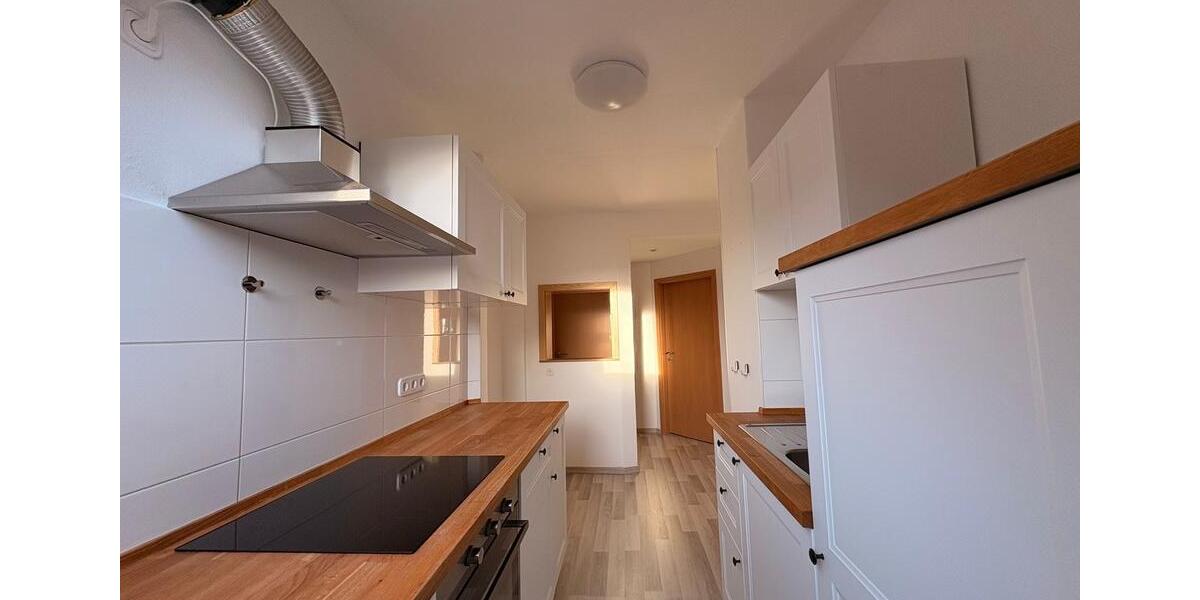 Dachgeschoßwohnung Braunschweig Westliches Ringgebiet - 2 Zimmer, 51 m&sup2;, 600&euro; | Angebot:25976401