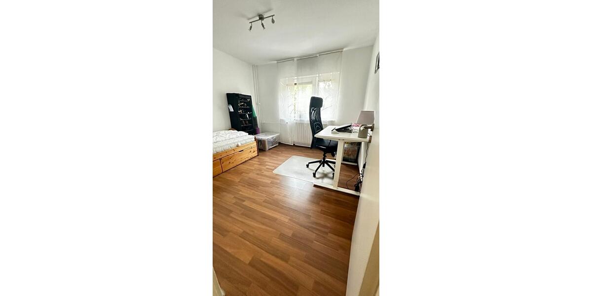 Erdgeschoßwohnung Wolfsburg - 3 Zimmer, 72 m&sup2;, 195.000&euro; | Angebot:26561992