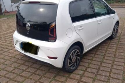 VW up! 61.000 km 8.490 € Söhlde 31185