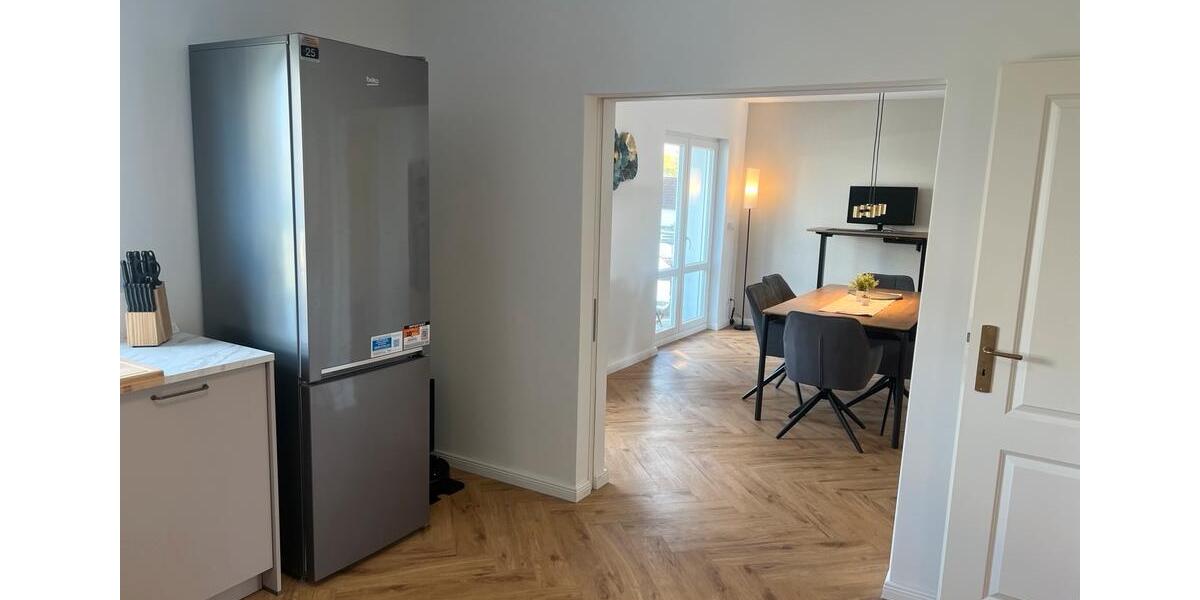 Etagenwohnung Braunschweig Lehndorf-Watenbüttel - 4 Zimmer, 150 m&sup2;, 2.700&euro; | Angebot:25948877