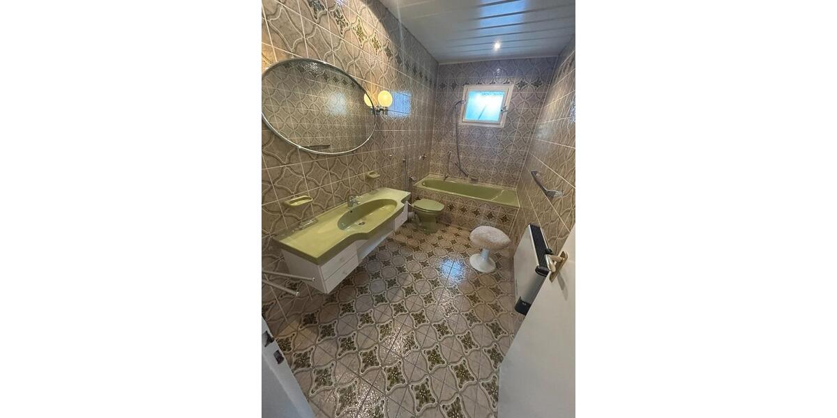 Etagenwohnung Braunschweig Broitzem - 3 Zimmer, 100 m&sup2;, 850&euro; | Angebot:24649980