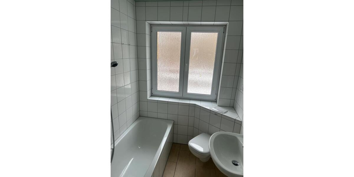 Etagenwohnung Braunschweig Wabe-Schunter-Beberbach - 3 Zimmer, 74 m&sup2;, 620&euro; | Angebot:24785316