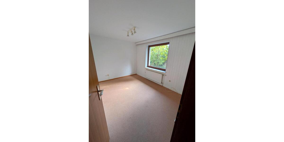 Erdgeschoßwohnung Wolfsburg Ehmen - 6 Zimmer, 164 m&sup2;, 400.000&euro; | Angebot:27083791