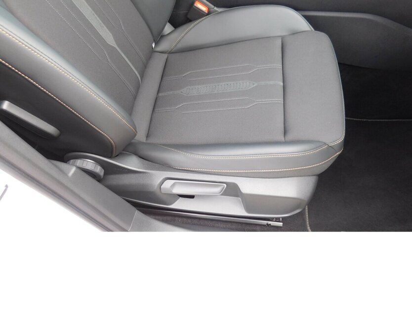 Cupra Formentor 1.5 TSI BMT Klima LED Alu Navi 15.600 km 22.990 € Vordorf 38533